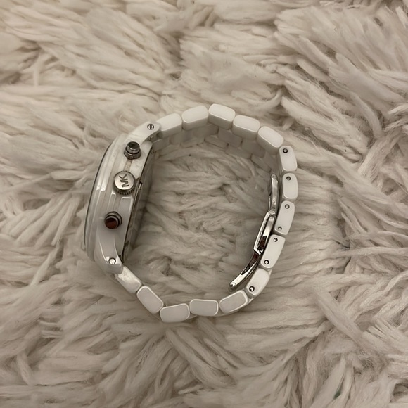 Michael Kors watch - Picture 3 of 3